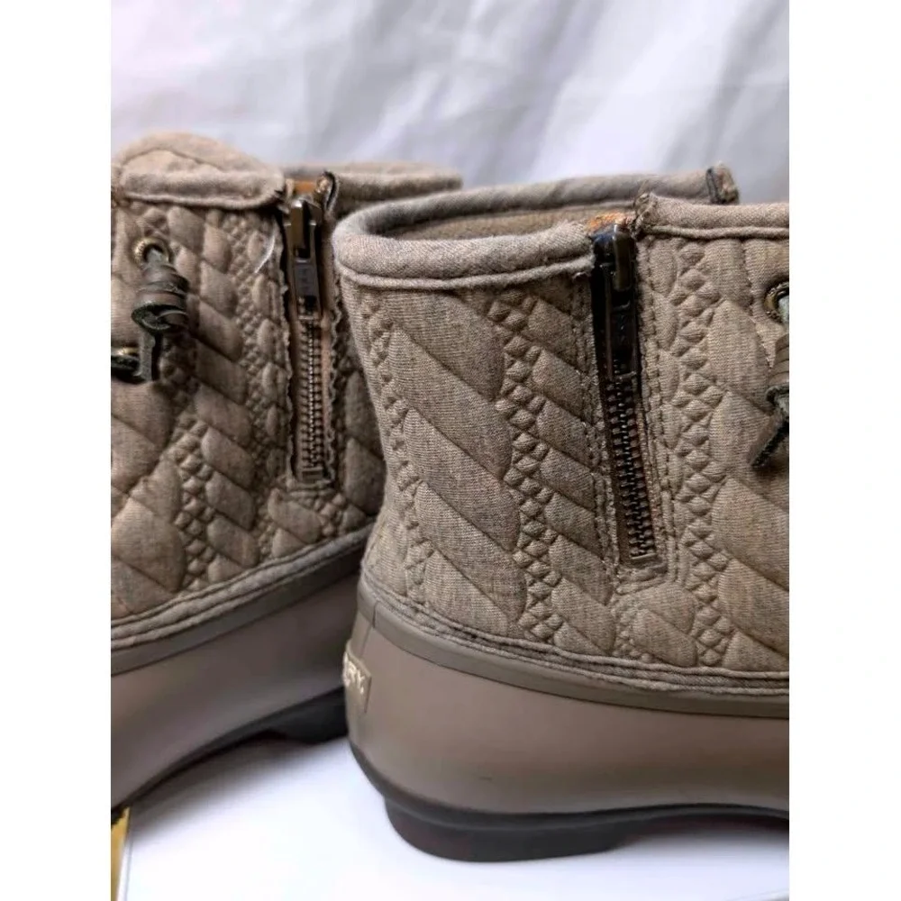 Sperry Saltwater Quilted Cable Knit Duck Boots Taupe Tan STS97184 Women's 7.5‎ M